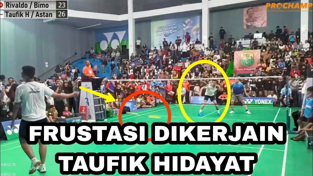 TARUNG BEBAS BADMINTON TARKAM TERBAIK TAUFIK HIDAYAT. Seperti Ada pegas di pergelangan. TRICKSHOT
