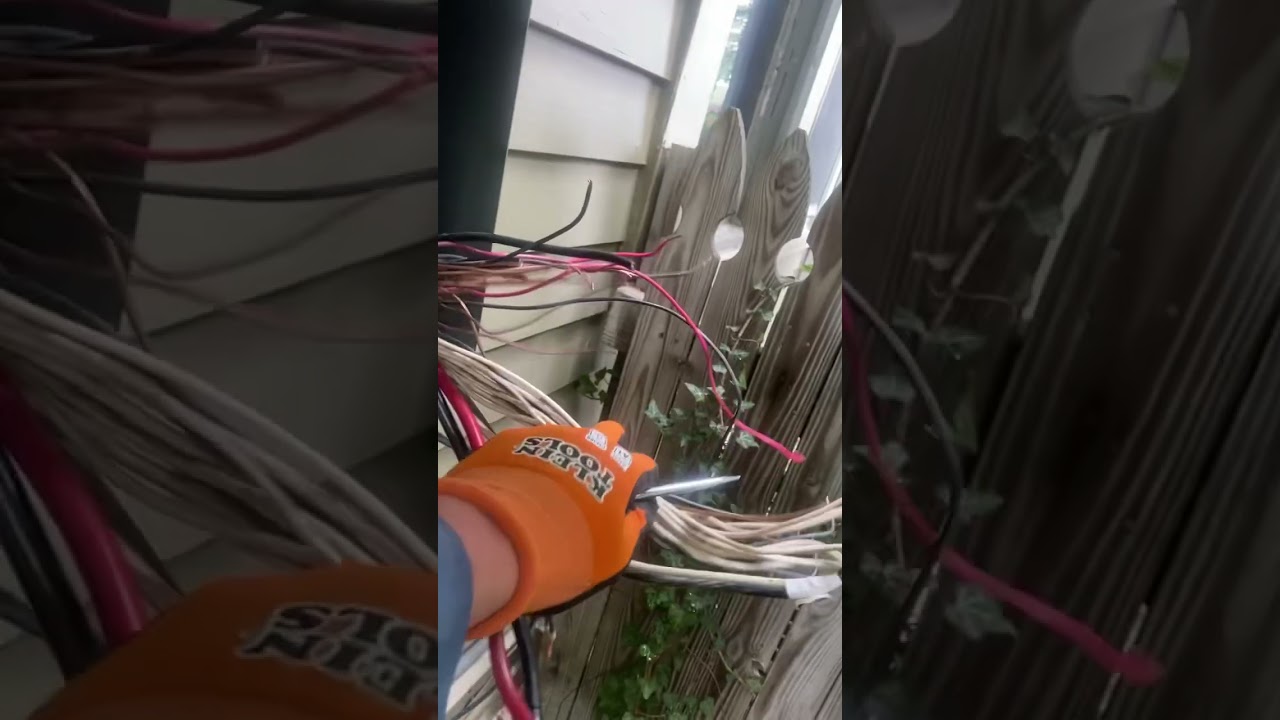 Uncle Larry touched it and freaking left#electricallife #electricalaccident #electrical #electrician