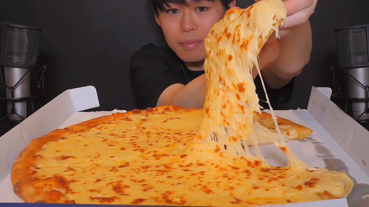 ASMR 1 KG ULTRA CHEESE PIZZA MUKBANG ( No Talking ) EATING SOUNDS