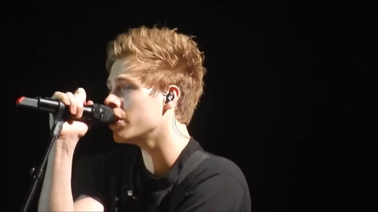 Love Yourself || Luke Hemmings