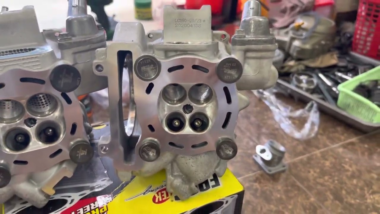 Chuẩn bị ráp máy ex 150 62zz 65+1 ex 135 65+4.65