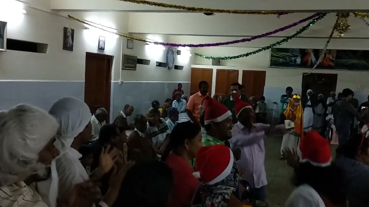 Holy Cross Parish || Carol Singing ||