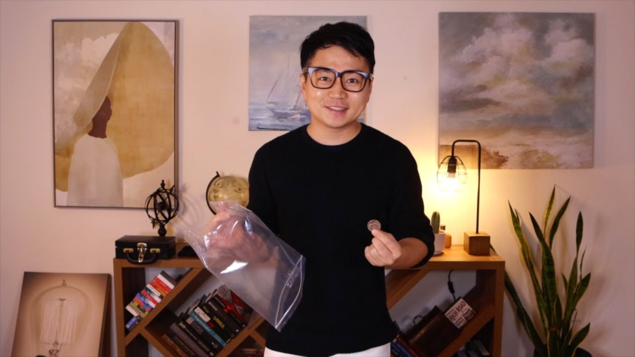 Coins Thru Clear Bag - Jeki Yoo