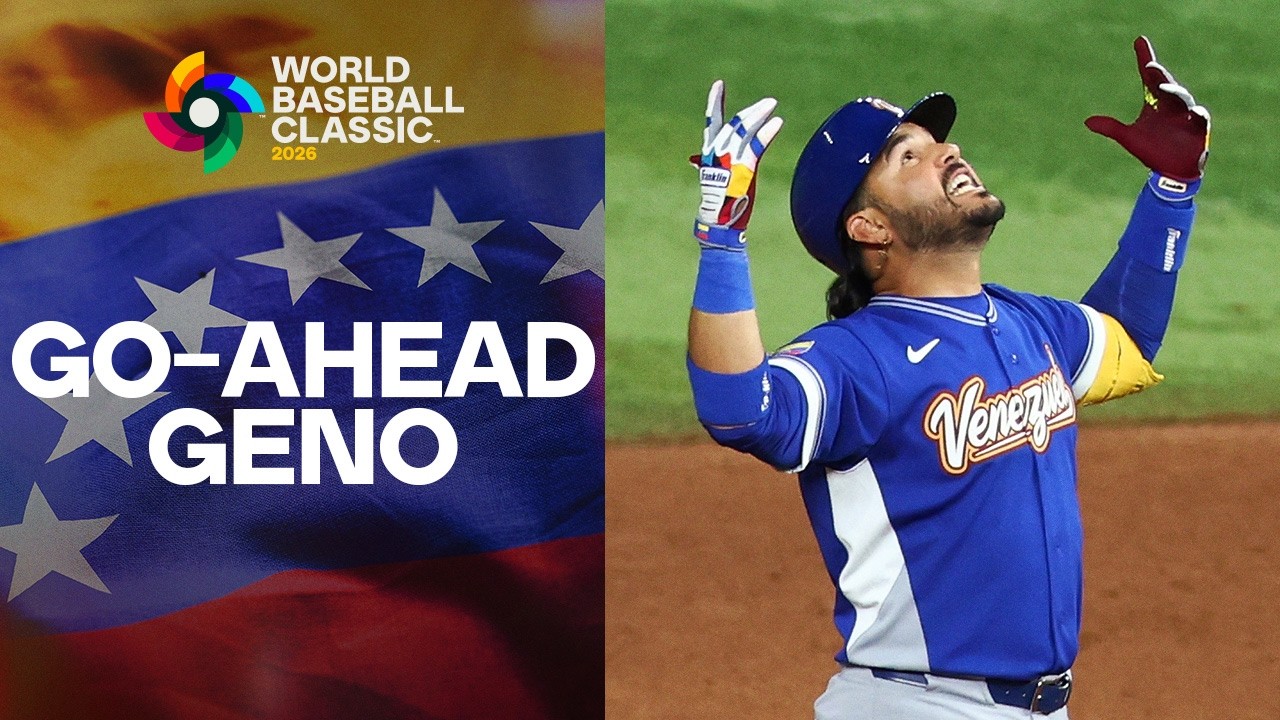 GENOOO! Eugenio Suárez rocks a GO-AHEAD DOUBLE in the 9th inning for Team Venezuela! 🇻🇪