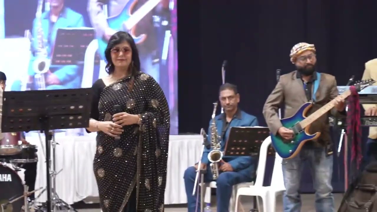 IS MOD SE JAA TE HAI.....