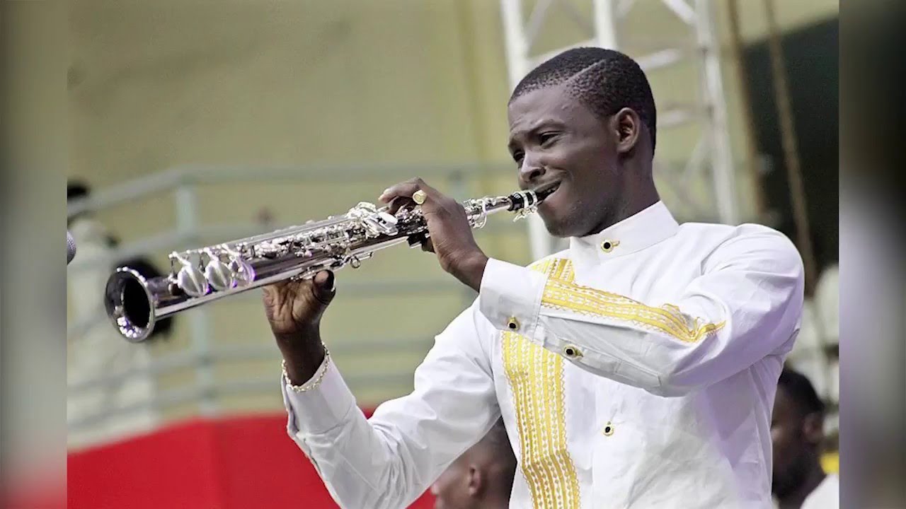 Mike Alabi - Ecoute - Samuel Ediemou Sax Version