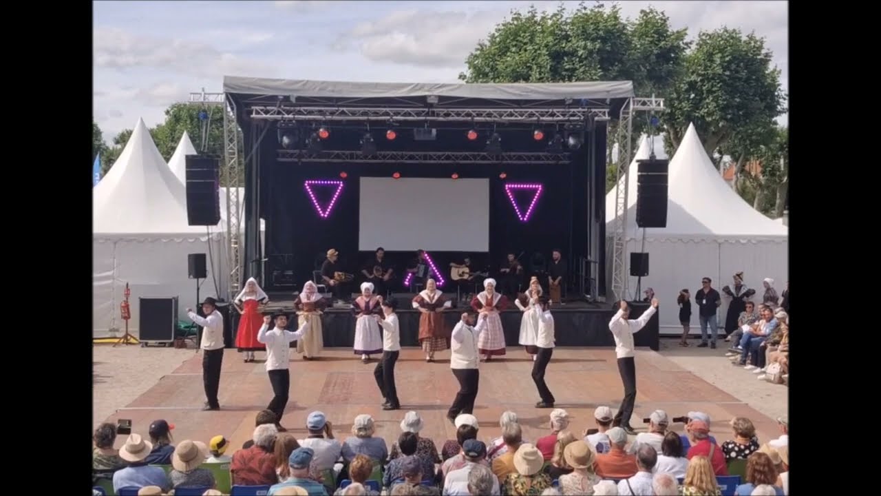 French traditional dance La Bourrée Gannatoise FRANCE