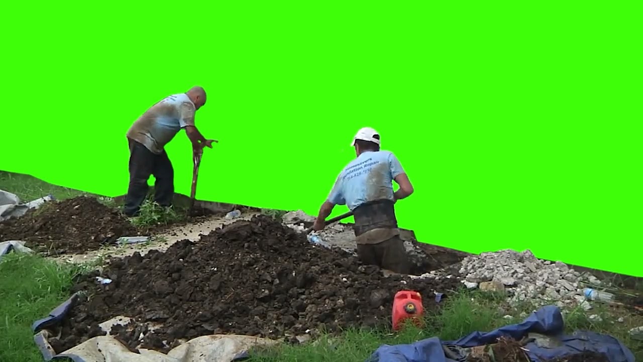 HoH SiS Workers Digging - Green Screen Source