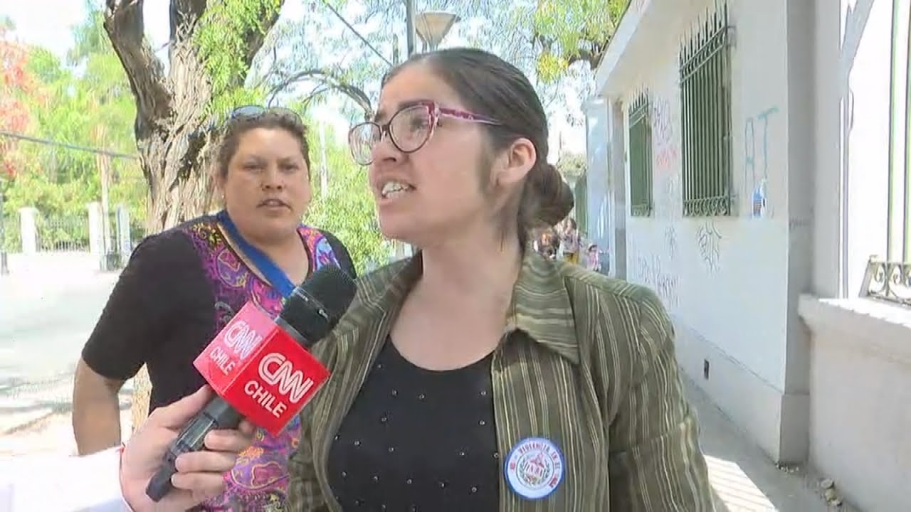 “Es un montaje del gobierno”: Apoderados del INBA se enfrascan en dura discusión en vivo
