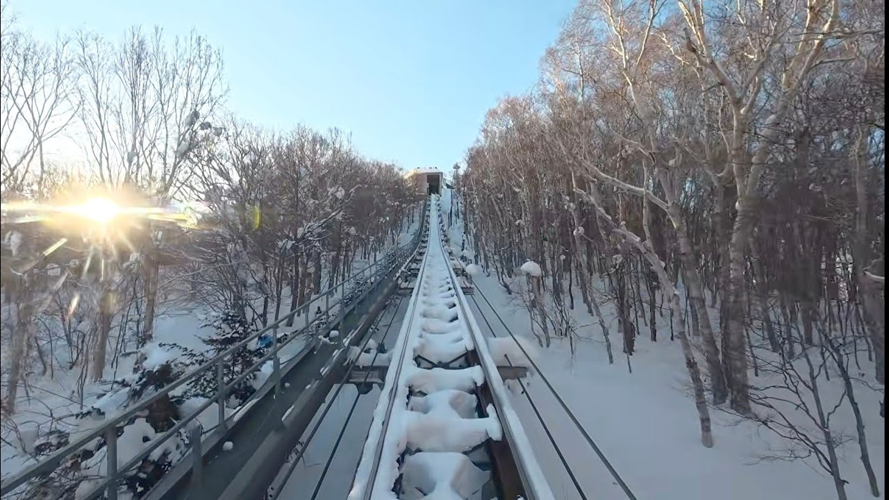 【冬の絶景前面展望】雪景色の札幌もいわ山ロープウェイ＋ミニケーブルカー 往復乗り継ぎ&展望台から望む札幌市街地
