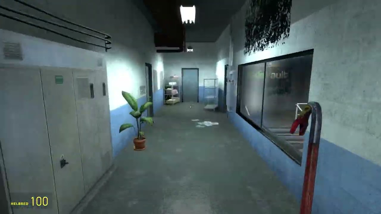Getting HUNTED By ALIEN! Garry's Mod