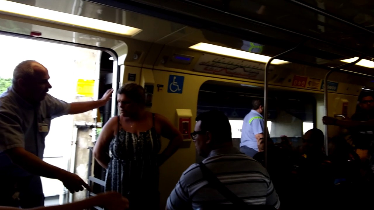 Flagrante de Falha na composi&ccedil;&atilde;o d&aacute; frota L (L39) do Metr&ocirc; - Linha 1 -Azul - Portuguesa Tiet&ecirc;