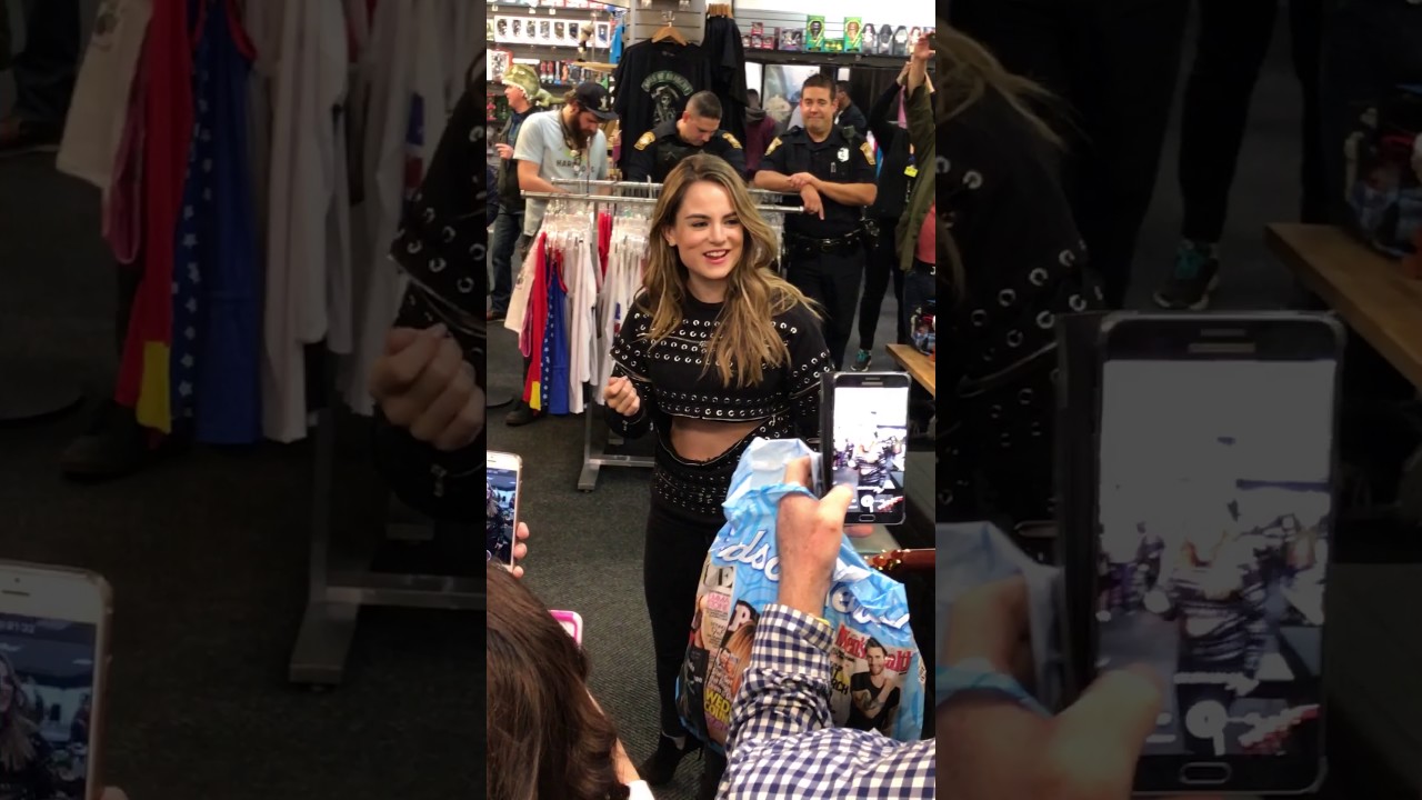 JoJo - FAB - Boston