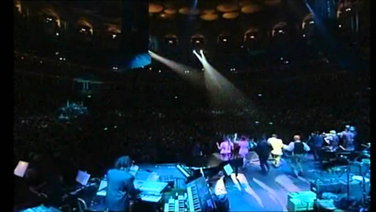Arrow - Hot Hot Hot Live at Montserrat 15/09/1997