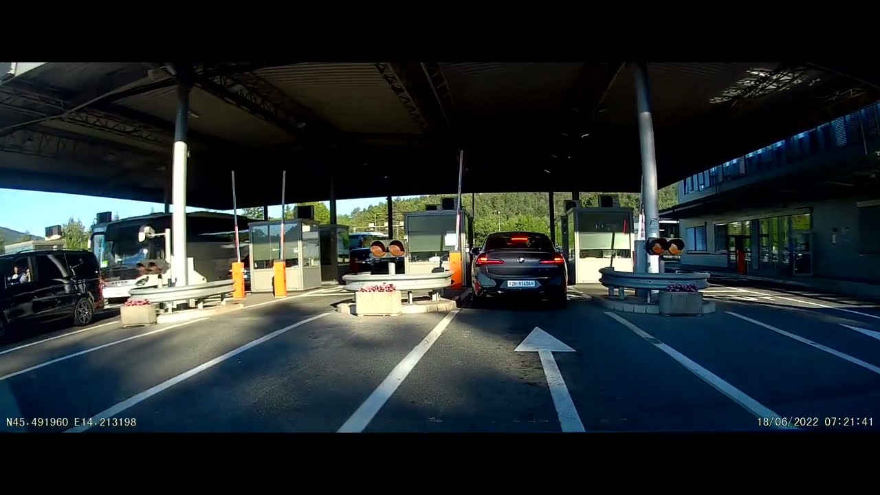 Border Crossings - Croatia to Slovinia at Pasjak