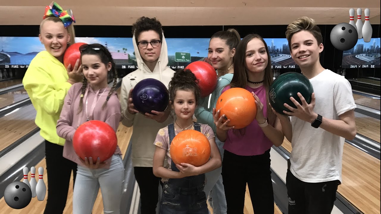 Are We Dancing or Bowling Here? 🎳 (WK 327.7) | Bratayley