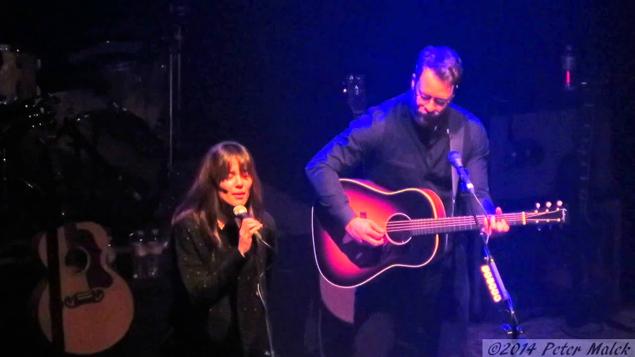 Amos Lee - Black River (feat. Priscilla Ahn) (Live at the Wiltern - 2-21-14)