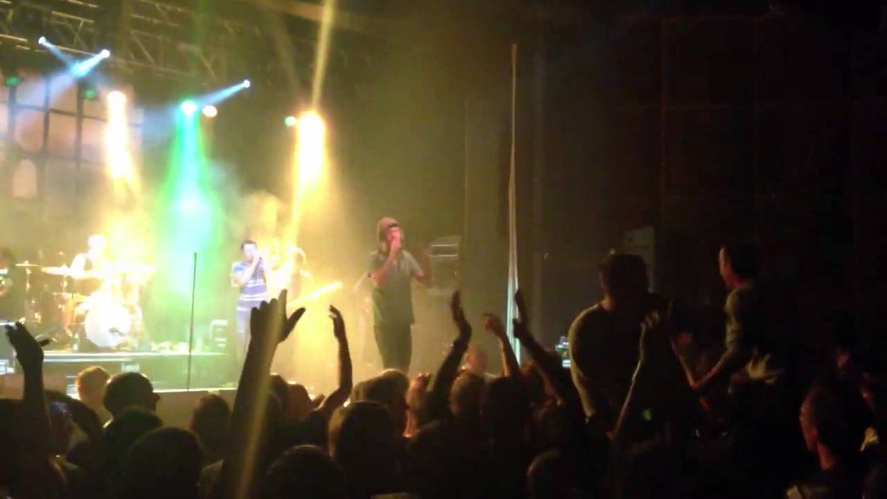 The Twang - Drinking in LA Live in Wolverhampton