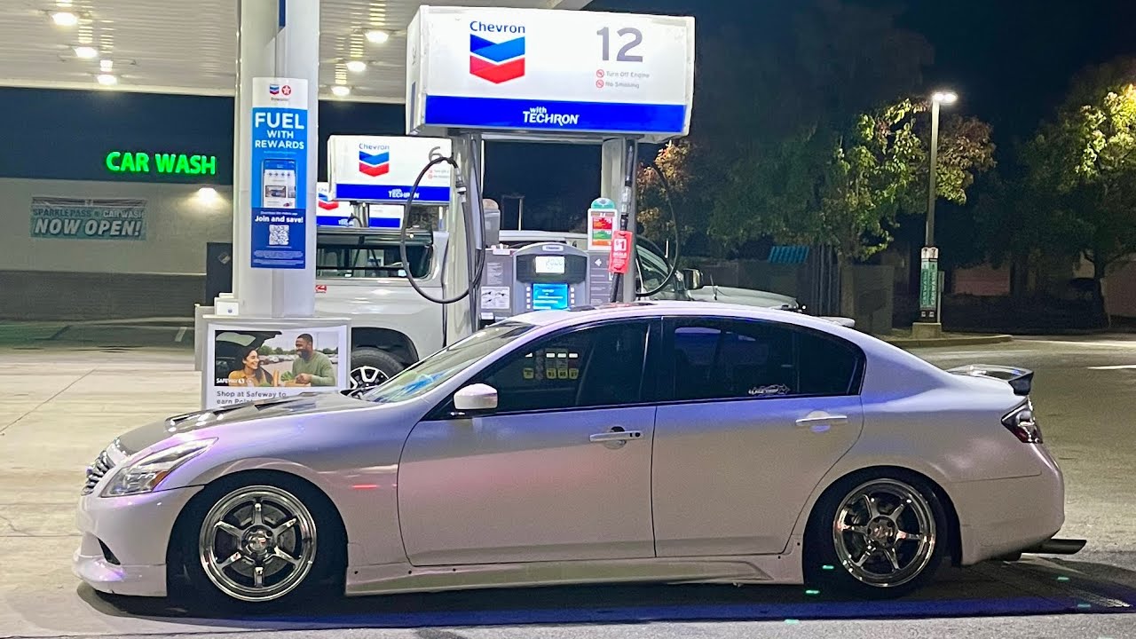 Bringing my tuned G37 thru the hood 