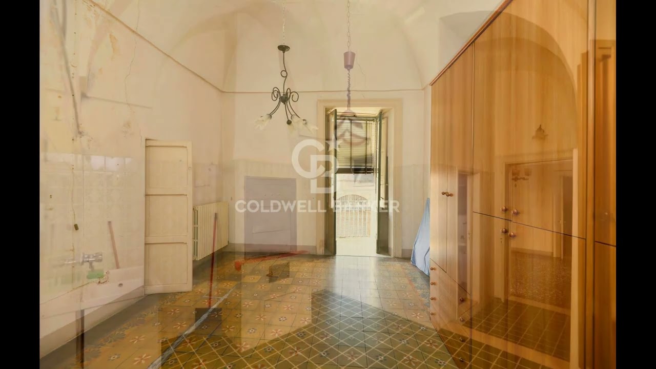 Palazzo in Vendita a Trepuzzi (LE)