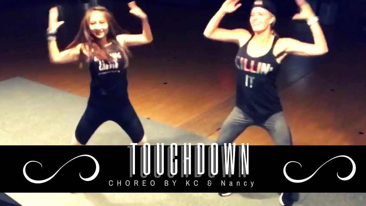 TOUCHDOWN by Kerwin Dubois - ZUMBA DANCE FITNESS CHOREO