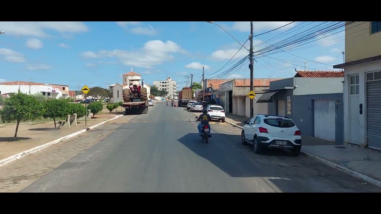 1809/2023/CHEGANDO NA CIDADE DE TAIOBEIRAS/VÍDEO CURTO.