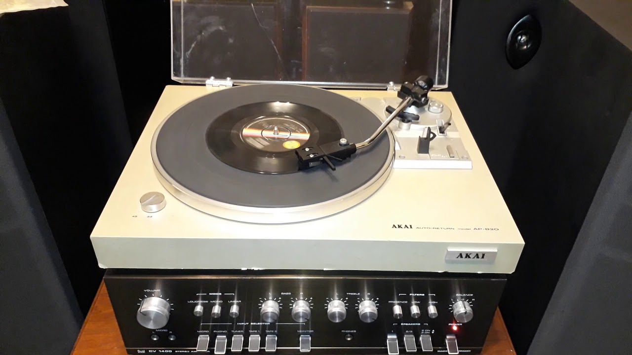 Akai AP B20 Turntable