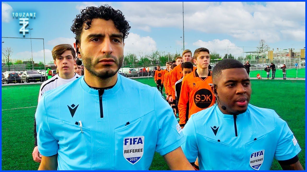 TOUZANI de scheidsrechter & RARKO de grensrechter ! Gaat dit wel goed ?