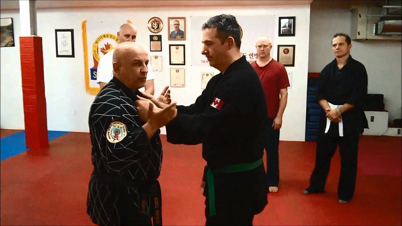 Self-Defence and Combat Hapkido: Defence Against a Two Handed Lapel Grab - The Basics   Scenario 1