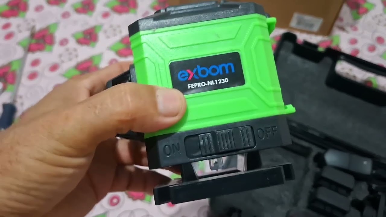 Nível laser 12 linhas Exbom