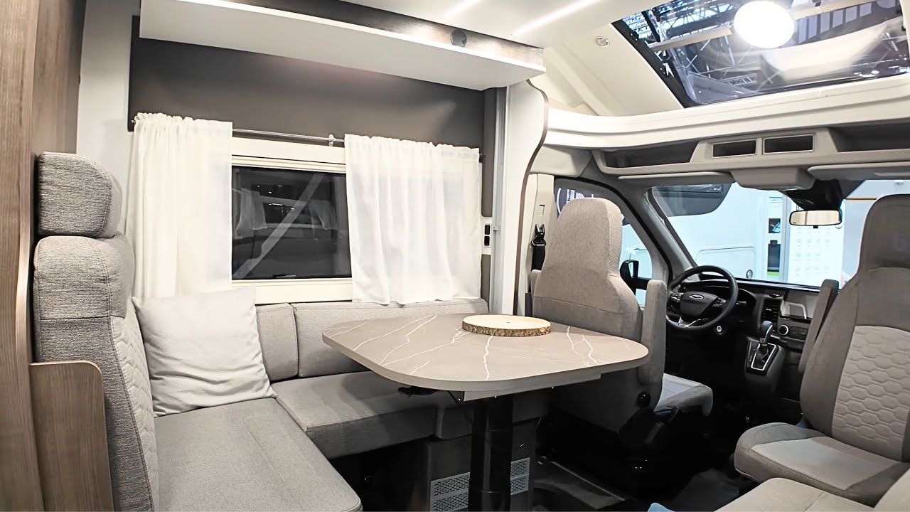 6m MINI WOHNMOBIL ideal für ältere Paare mit 5 Sitz- und Schlafplätze Benimar Tessoro T483