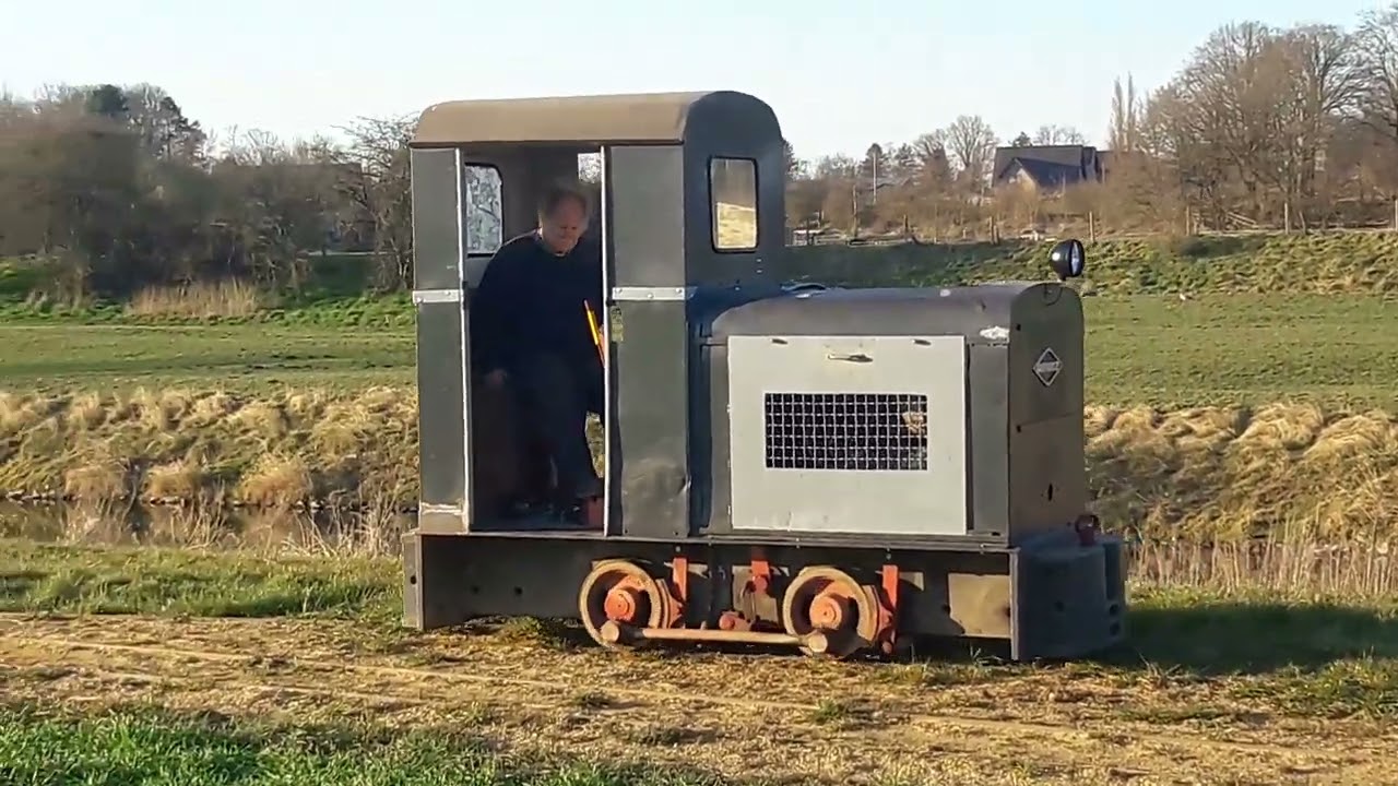 Neue Deutz-Lok