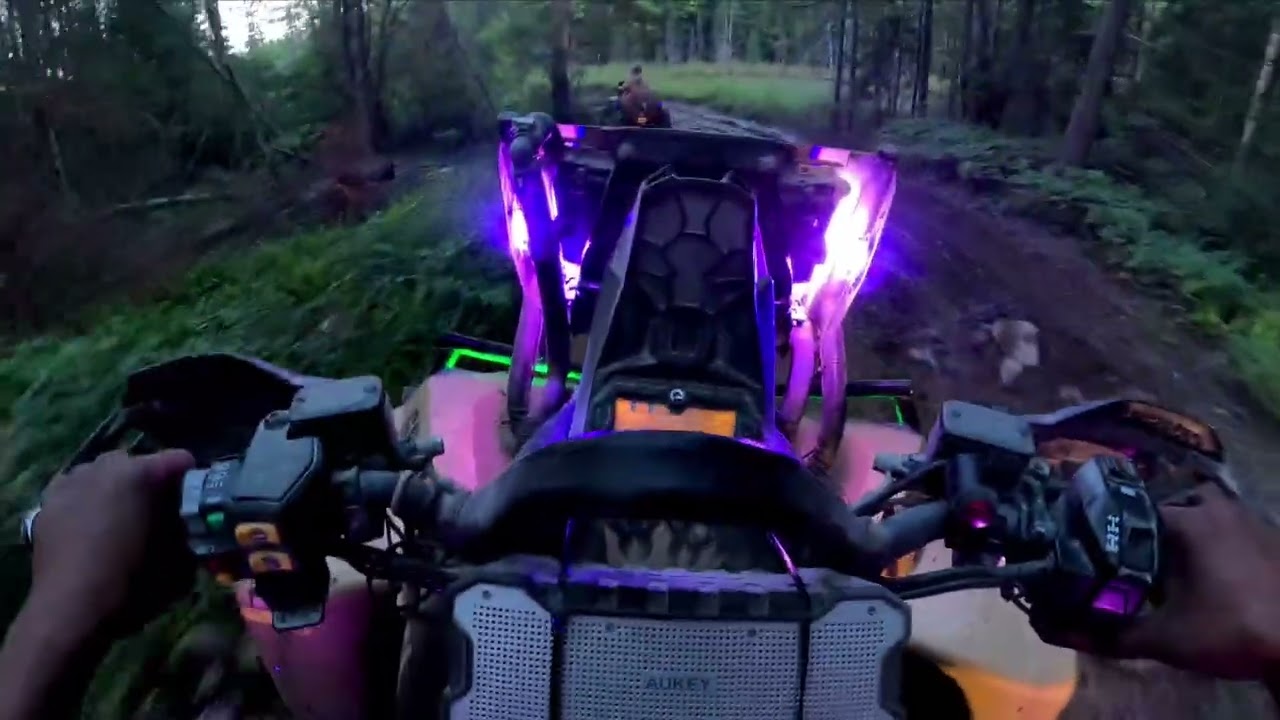 #logchateau #campingandriding #trails #pinery #wheelsinmud #offroad #builtforadventure 