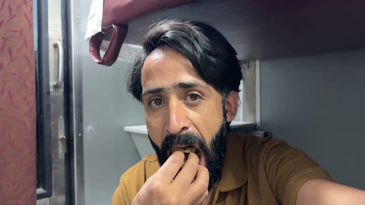 Sehri In Train 04:30am.
