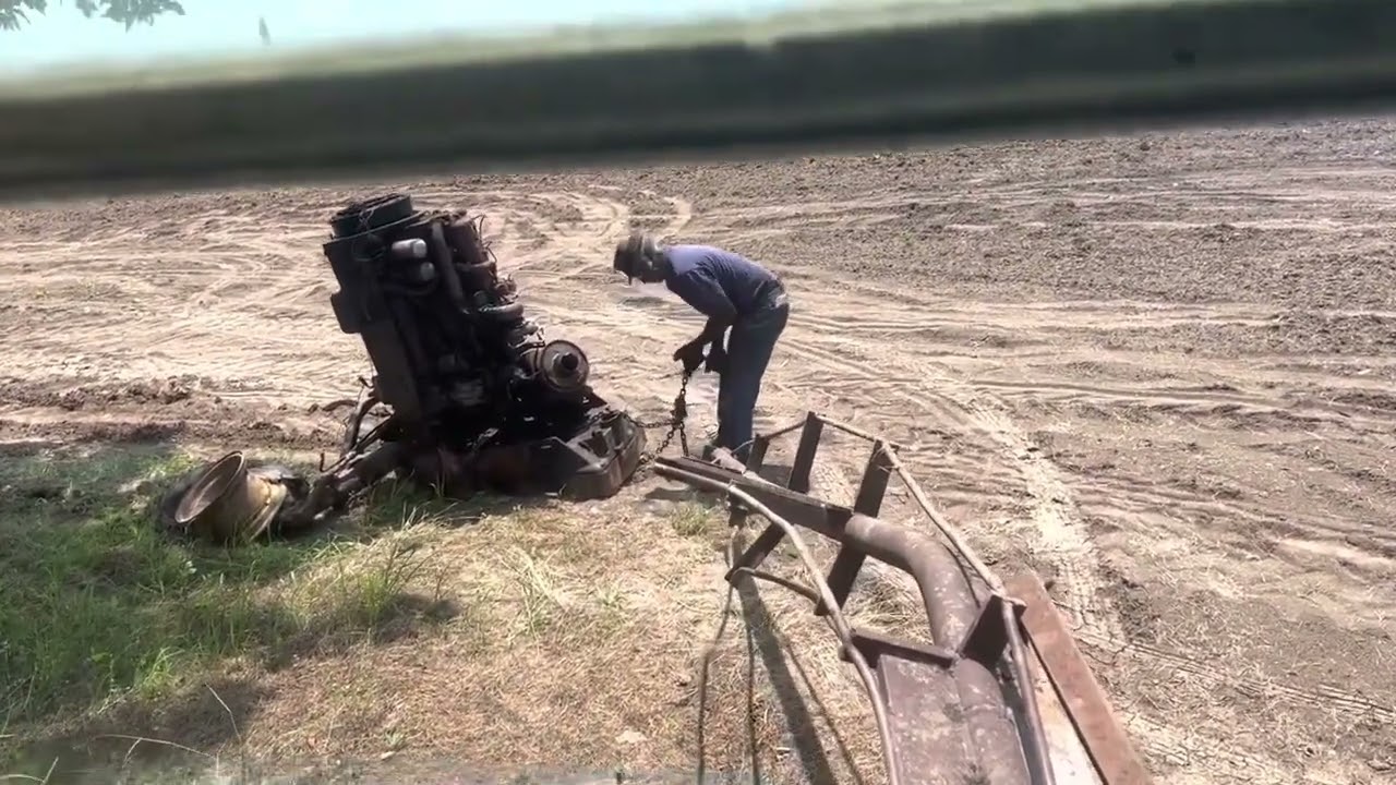8000 фунтов железного лома не приносят нам никакой пользы