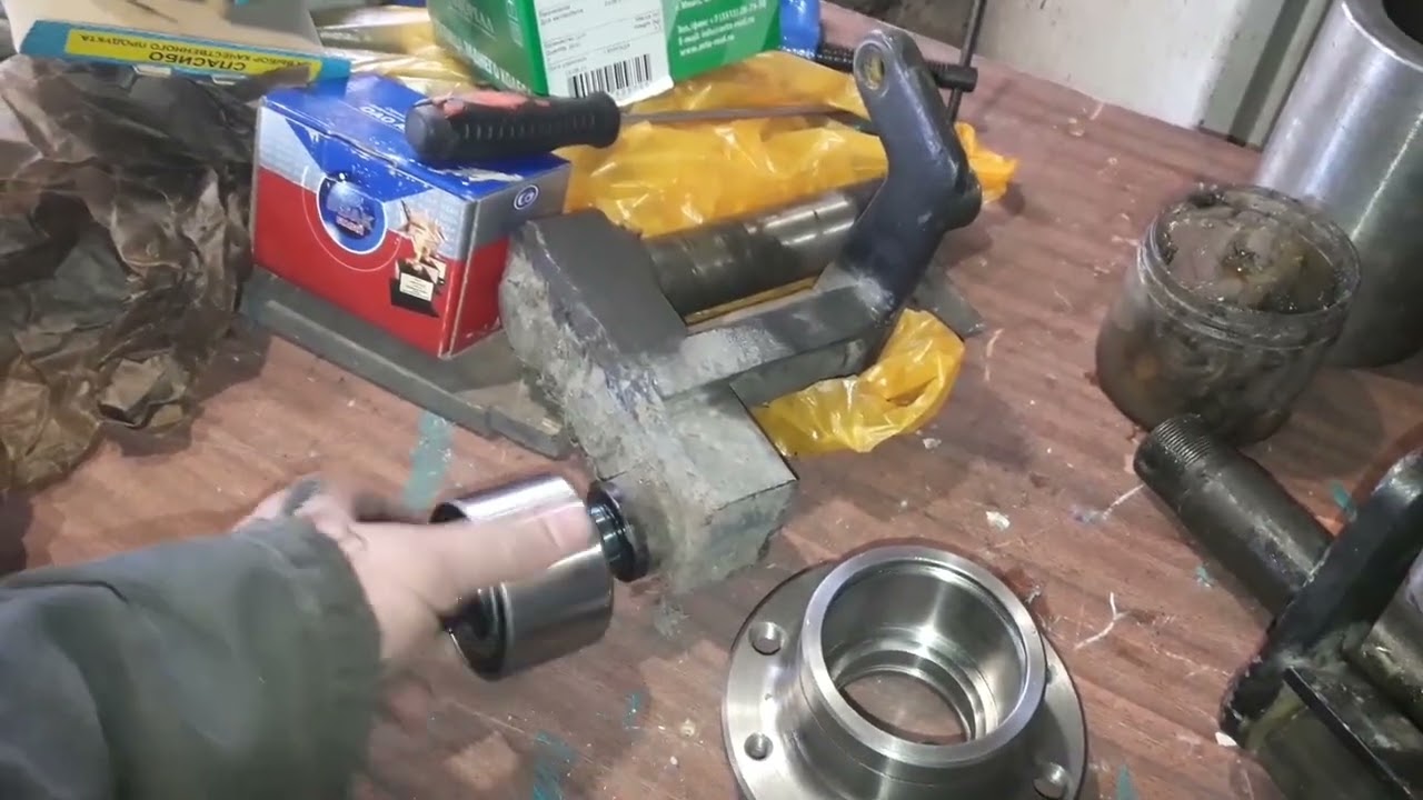 Токарная работёнка  - перевод авто прицепа на жигулевские колёса