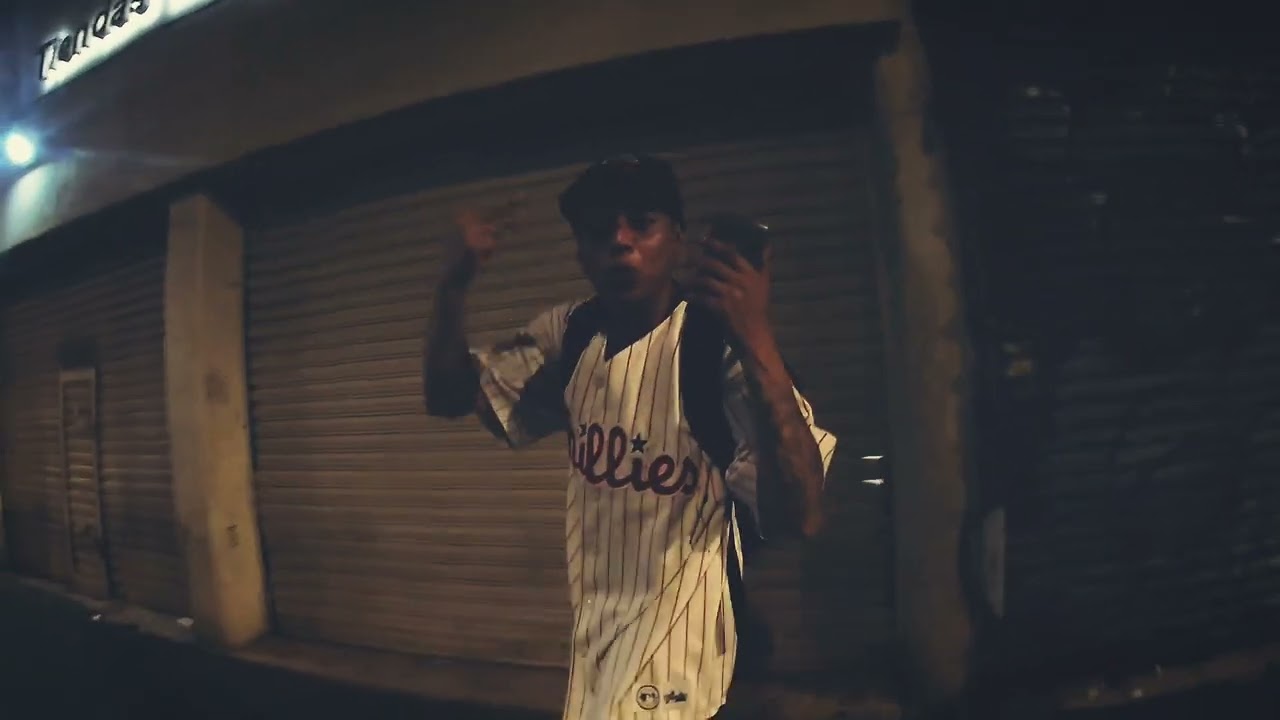 5:15 am/ EKATEPEK PLOMAZOZ ( PROA+ CESCK) BEAT × DUSS
