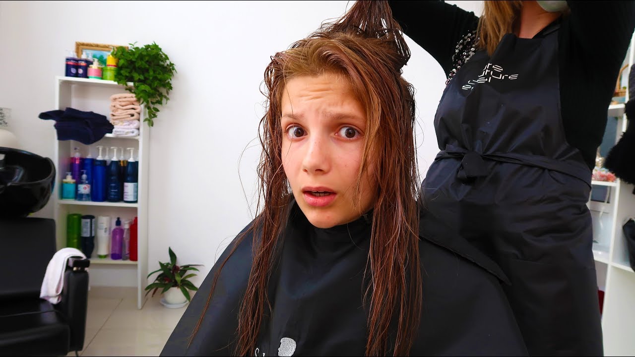 Irochka isi Vopsete Parul! De data asta ce CULOARE?