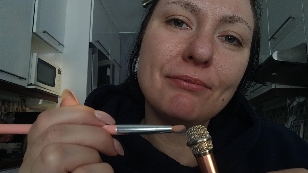 ASMR- Mic brushing and whisper rambles