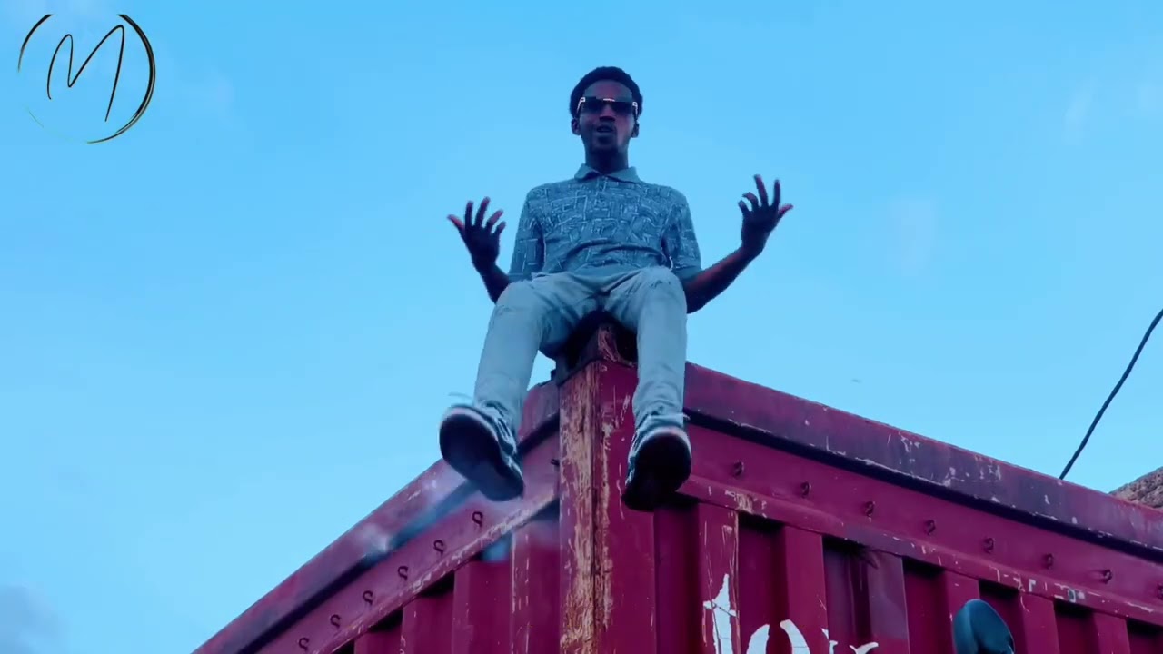 @Dark_knight19 « Freestyle Dark World » (clip officiel ) |Xclū