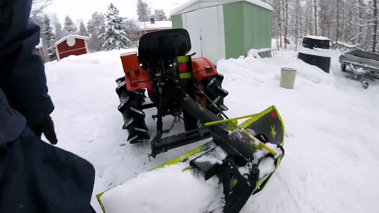 Kubota lumitöissä