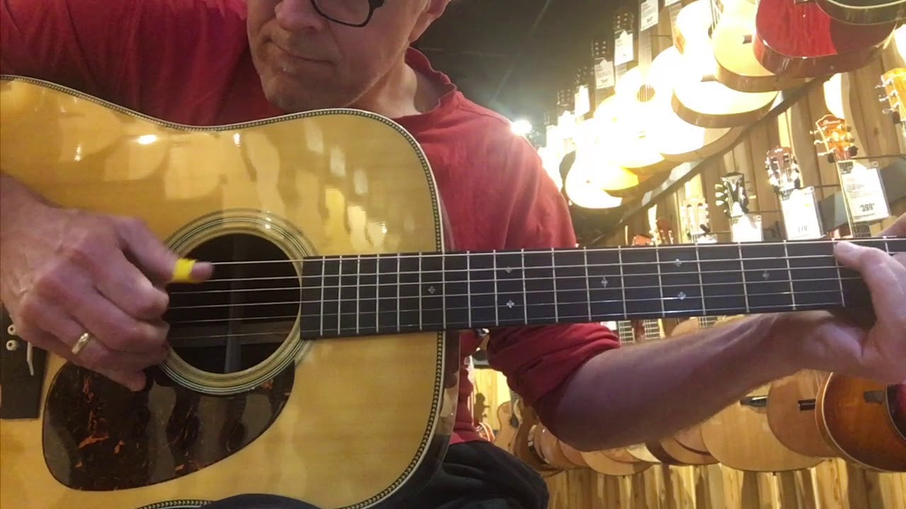 Martin HD28V