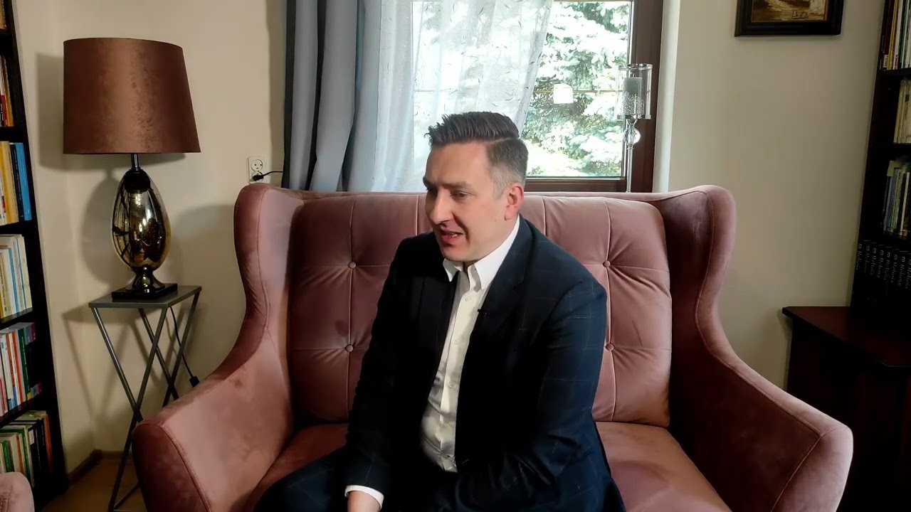 „Człowiek i dzieło” - wywiad z dr Piotrem Mamcarzem