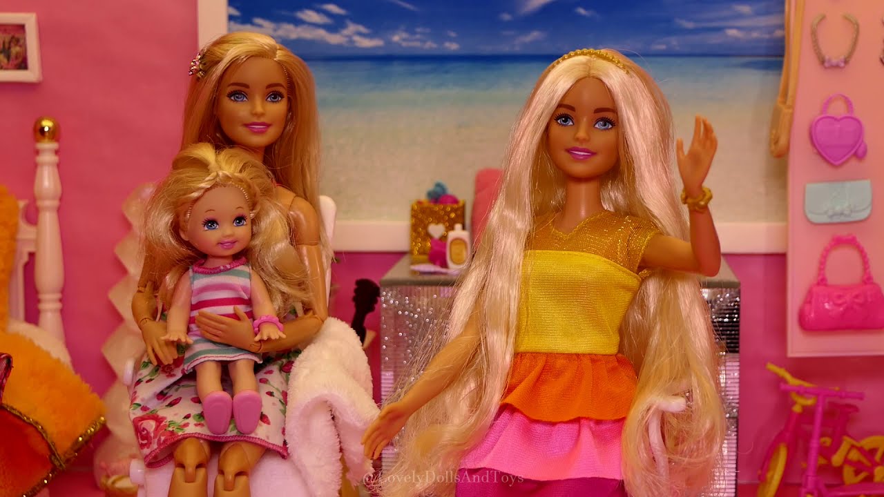 Unboxing Barbie Ultimate Curls  (Beautiful Super Long Hair!)