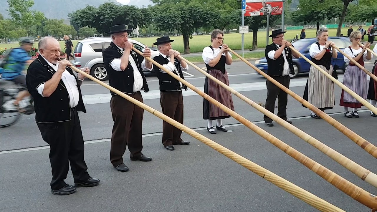 Alphorn Konzert in Interlaken/Höheweg