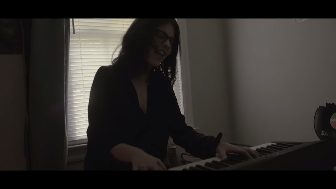 glimmers - Stay (Official Music Video)