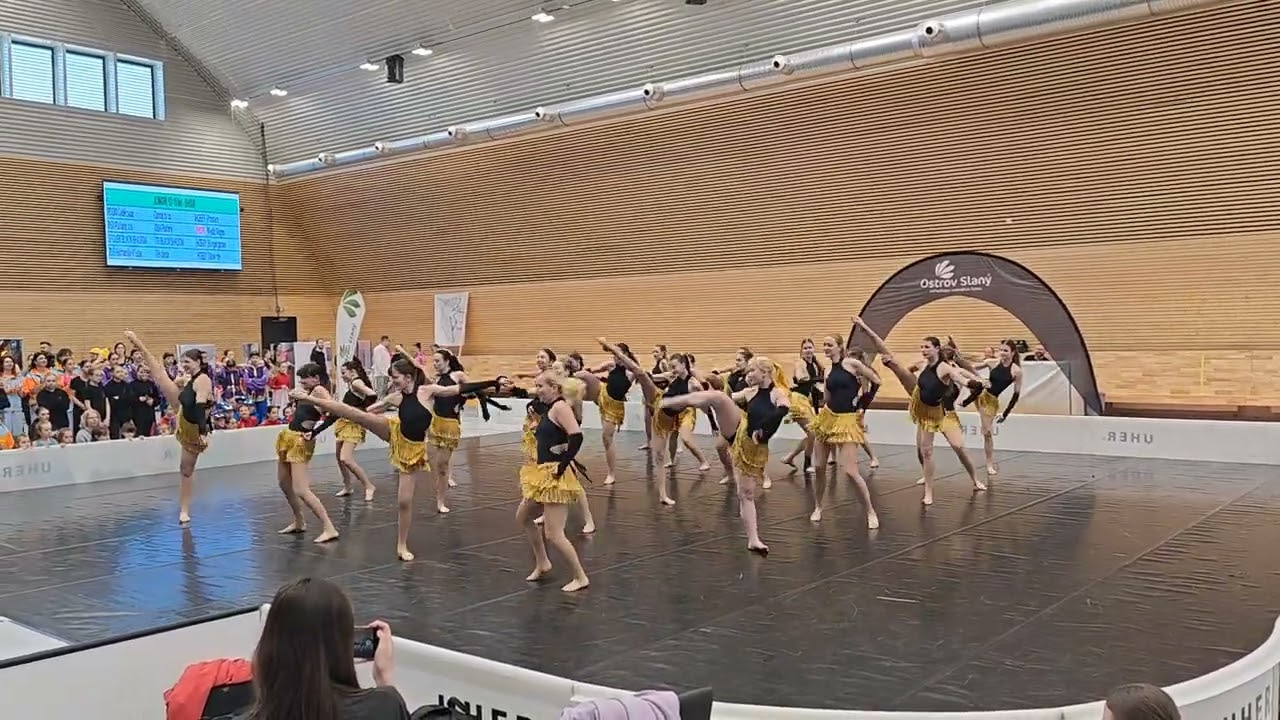 Slánské tančeni - Show me