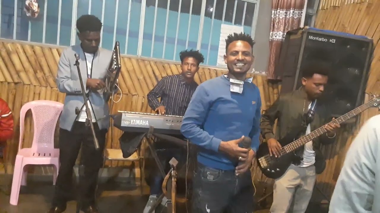 ዝንጉርጉር ሕብሪ  ብድምፃዊ ኣረጋ ካሕሳይ ዝገረም ድምፂ  📢