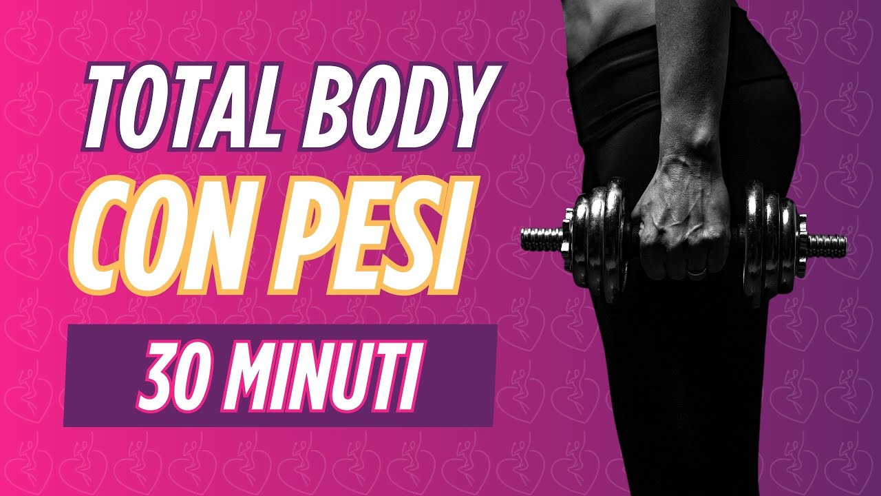 Allenamento a casa donna con pesi: tonifica tutto il corpo in 30 minuti