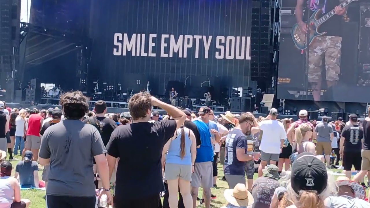 Smile Empty Soul - WELCOME TO ROCKVILLE 2025 - Daytona Beach, FL